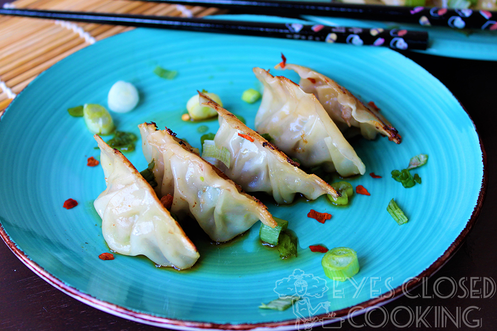 Homemade Pork Gyoza Recipe - Eyes Closed Cooking